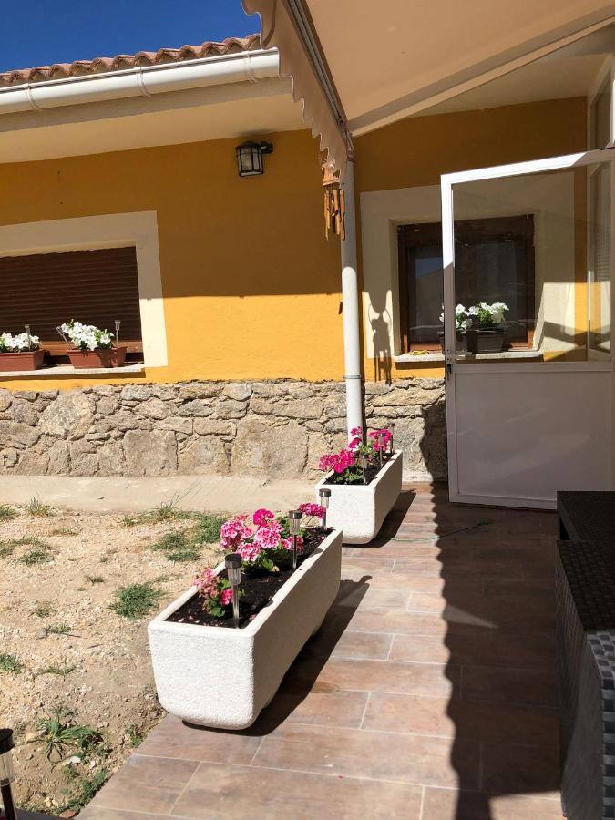 Casa Rural Los 7 Pinos De Gredos Navarredonda de Gredos Dış mekan fotoğraf