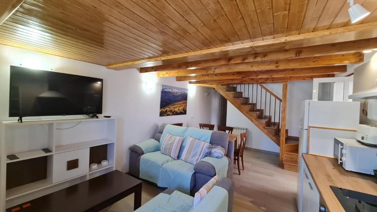 Casa Rural Los 7 Pinos De Gredos Navarredonda de Gredos Dış mekan fotoğraf