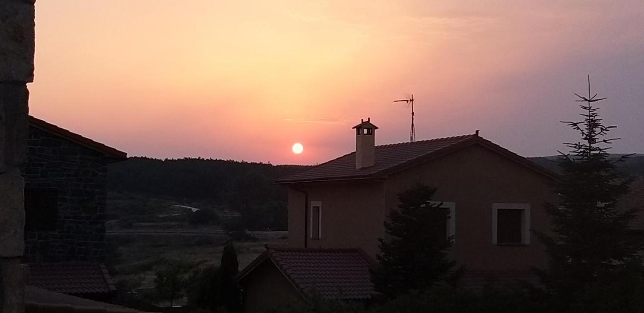 Casa Rural Los 7 Pinos De Gredos Navarredonda de Gredos Dış mekan fotoğraf